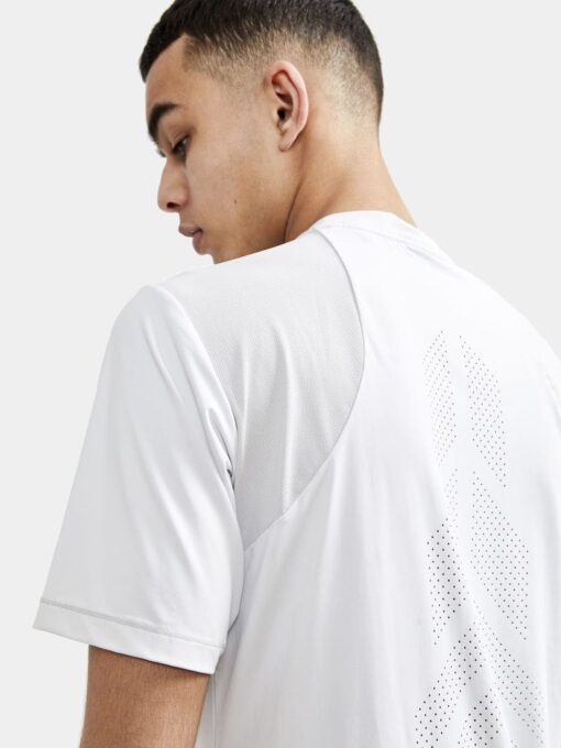 Craft ADV Charge SS Tech Tee Men Ash back close up