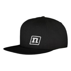 NONAME SNAPPER CAP - Trendy black cap with a wide flat brim. Adjustable snap in the back. Big white n-logo.