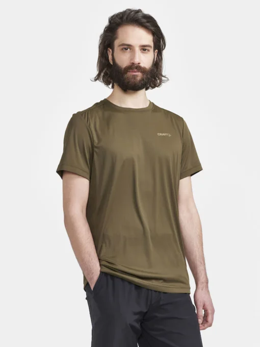 1912451-671000_CoreEssenceSSTeeM_Closeup CRAFT CORE Essence Short Sleeve Tee Men - on the model front