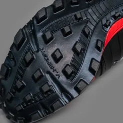 VJ IRock4 - Aggressive grip, now with soft anti-slip heel - rubber close up