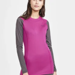 CRAFT_CoreWarmBaselayerLSTeeW_Closeup1