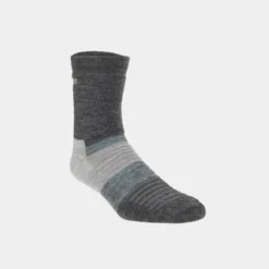 INOV8 merino high sock side 4