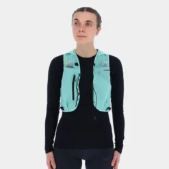 INOV8 Racepac 8 Running hydration vest - can carry everything you need for a day out on the trails, whether on a training run, a marathon or an ultra