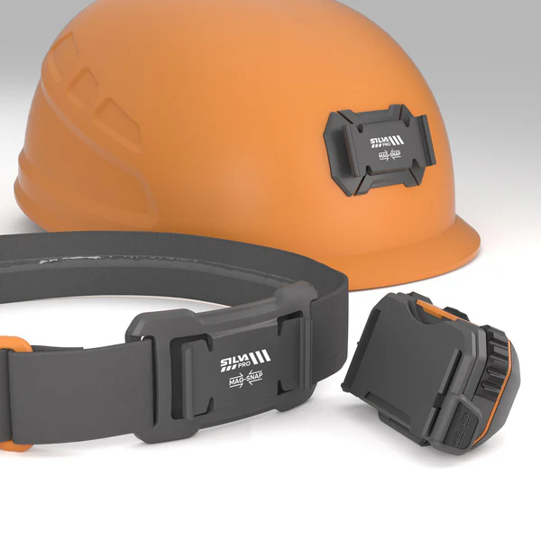 SILVA SmartLight 500 is a small and versatile 500 lumen headlamp for professionals. DETAIL 5