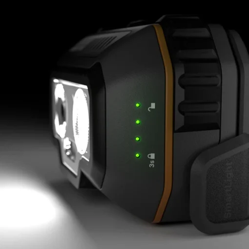 SILVA SmartLight 500 is a small and versatile 500 lumen headlamp for professionals. DETAIL 13