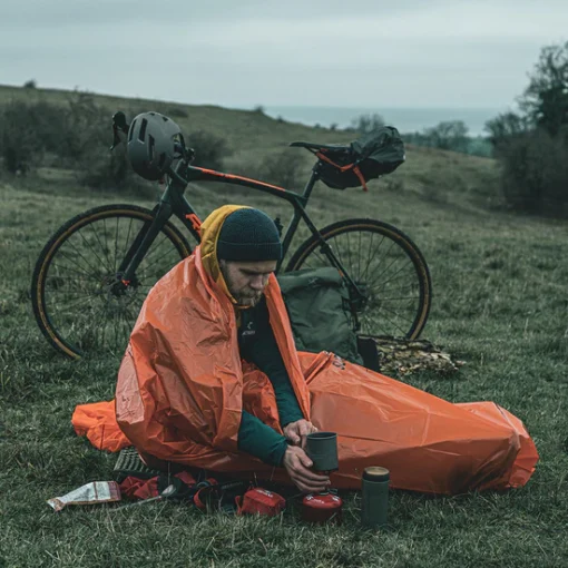 lifesystems-survival-bag-emergency-use LIFESYSTEMS Survival Bag – Emergency Weatherproof Shelter
