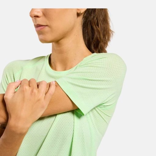 Odlo Essential Seamless Running T-Shirt showing seamless fabric and body-mapped ventilation